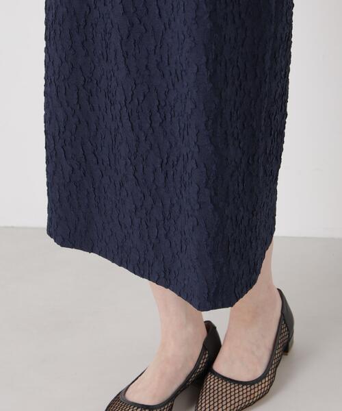 troisiemeCHACO(トロワズィエムチャコ)の「troisieme chaco/別注 PUFFY JACQUARD ワンピース(ワンピース・レディース・ベージュ/ネイビー・38)」の17枚目の写真