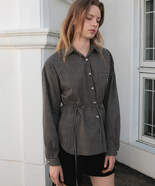 DEHEVE（デヘヴェ）の「Strap Point Check Shirt [Black]（シャツ/ブラウス・レディース・ブラック・FREE）」の4枚目の写真