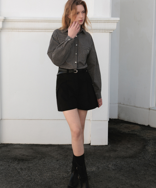 DEHEVE（デヘヴェ）の「Strap Point Check Shirt [Black]（シャツ/ブラウス・レディース・ブラック・FREE）」の2枚目の写真