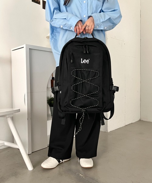 Lee(リー)の「Lee/撥水ポリ/ドローコードリュック/約28L/多ポケット/大容量/通勤・通学/PC収納/ユニセックス(バックパック/リュック・レディース・ブラック×ホワイト・FREE)」の8枚目の写真