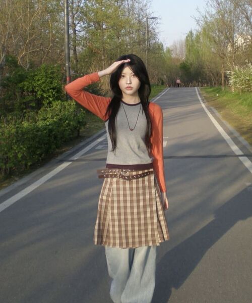 VETEZE(ベテゼ)の「Slim Fit Layered Sleeveless (Black/R)(Tシャツ/カットソー・レディース・その他・FREE)」の10枚目の写真