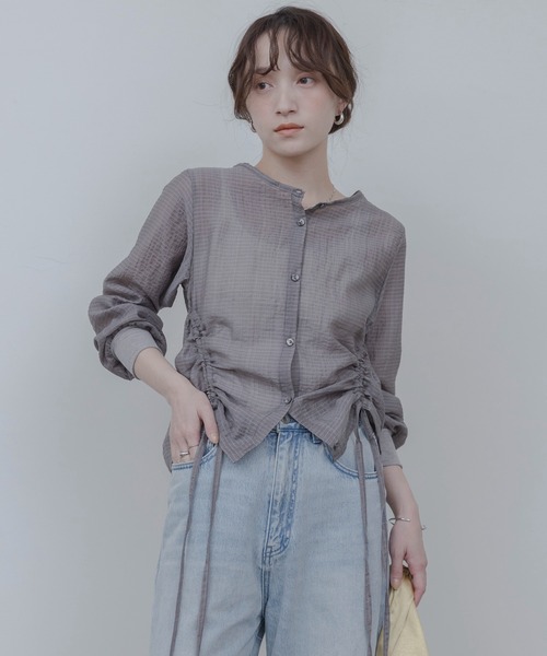 Eimee Law（エイミーロウ）の「ドロストシアーカーデ（カーディガン/ボレロ・レディース・グレー/オフホワイト/ブラック・FREE）」の3枚目の写真