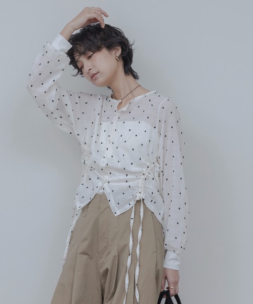 Eimee Law（エイミーロウ）の「ドロストシアーカーデ（カーディガン/ボレロ・レディース・グレー/オフホワイト/ブラック・FREE）」の8枚目の写真