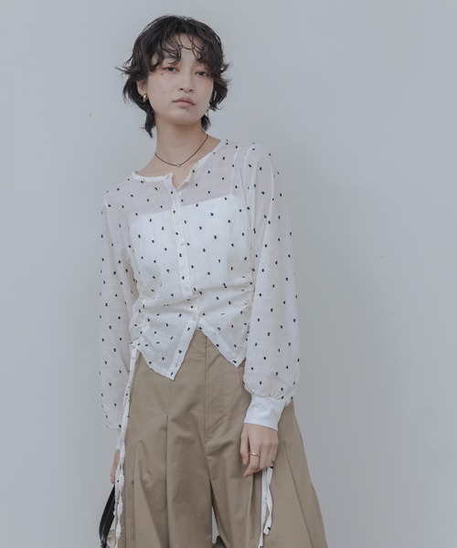 Eimee Law（エイミーロウ）の「ドロストシアーカーデ（カーディガン/ボレロ・レディース・グレー/オフホワイト/ブラック・FREE）」の9枚目の写真