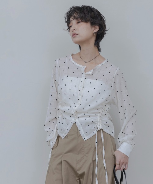 Eimee Law（エイミーロウ）の「ドロストシアーカーデ（カーディガン/ボレロ・レディース・グレー/オフホワイト/ブラック・FREE）」の10枚目の写真