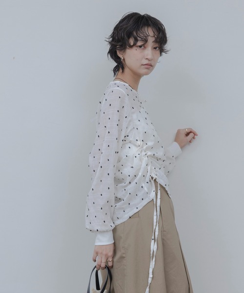 Eimee Law（エイミーロウ）の「ドロストシアーカーデ（カーディガン/ボレロ・レディース・グレー/オフホワイト/ブラック・FREE）」の13枚目の写真