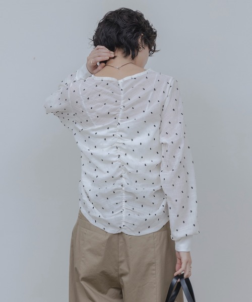 Eimee Law（エイミーロウ）の「ドロストシアーカーデ（カーディガン/ボレロ・レディース・グレー/オフホワイト/ブラック・FREE）」の14枚目の写真