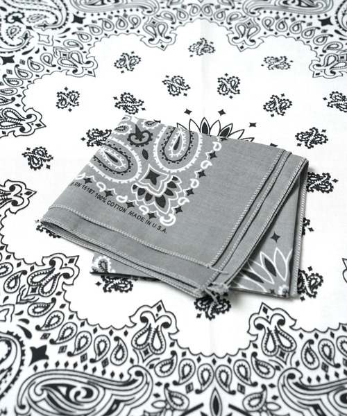 THE MILES（ザ マイルズ）の「"05"≪HAV-A-HANK≫Made in U.S.A ペイズリー柄 バンダナ（バンダナ/スカーフ・メンズ・ロイヤルブルー/ネイビー/チャコールグレー/グレー/オフホワイト/ミント/レッド/ピンク/オリーブ/カーキ/チョコ/ブラック×レッド/ブラック・ONE SIZE）」の5枚目の写真