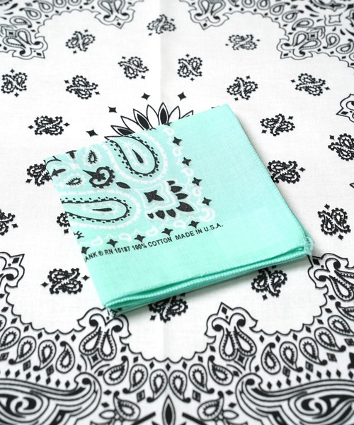 THE MILES（ザ マイルズ）の「"05"≪HAV-A-HANK≫Made in U.S.A ペイズリー柄 バンダナ（バンダナ/スカーフ・メンズ・ロイヤルブルー/ネイビー/チャコールグレー/グレー/オフホワイト/ミント/レッド/ピンク/オリーブ/カーキ/チョコ/ブラック×レッド/ブラック・ONE SIZE）」の9枚目の写真