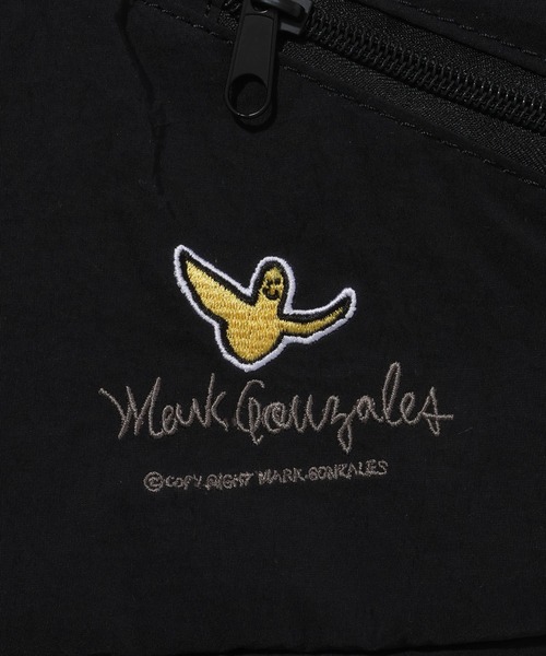 Mark Gonzales（マーク・ゴンザレス）の「【Mark Gonzales/マーク ゴンザレス】アートワークデザインコレクション バックスラッシュ ショルダーバッグ（ショルダーバッグ・メンズ・ブラック系1/ブラック系2・FREE）」の9枚目の写真
