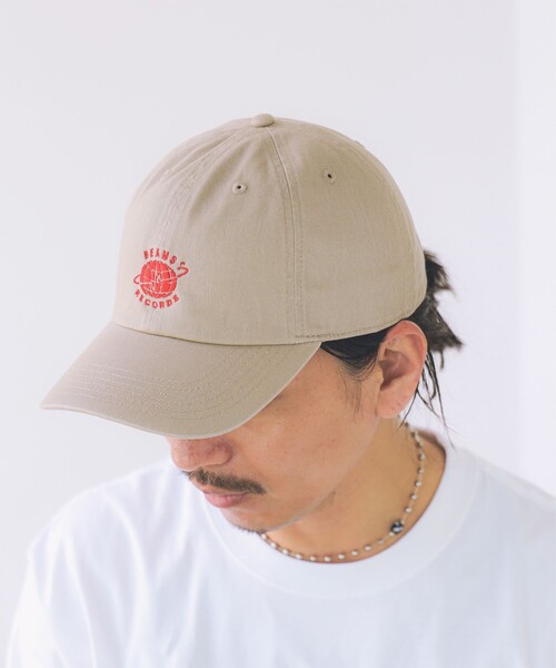 BEAMS RECORDS(ビームスレコーズ)の「BEAMS RECORDS / LOGO Cap(キャップ・メンズ・ブラック/ベージュ・ONE SIZE)」の2枚目の写真