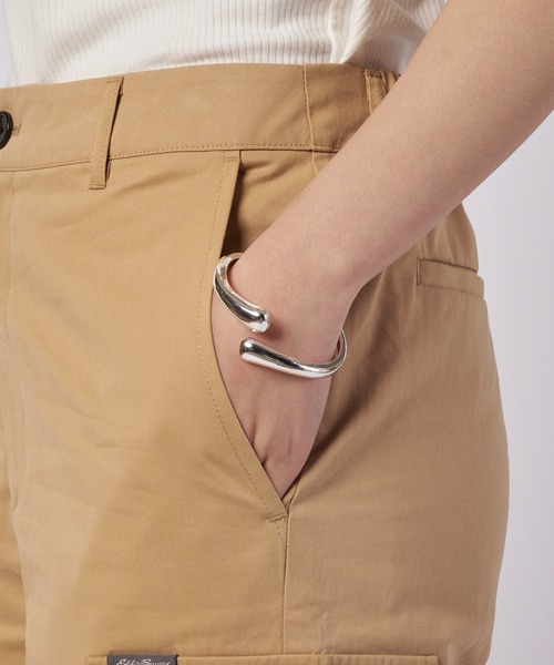 Eddie Bauer(エディーバウアー)の「リファインド ストレッチ カーゴパンツ(カーゴパンツ・レディース・ベージュ/カーキ/ブラック・XL/L/M/S)」の13枚目の写真