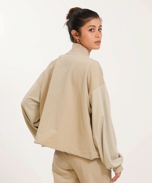 RVCA(ルーカ)の「RVCA/ルーカ 水着 ラッシュガード 長袖 ジャケット セットアップ対応 SURF SNAP JKT BG043868 UT(ブルゾン・レディース・ブラック/ホワイト/ライトカーキ・M/S)」の19枚目の写真