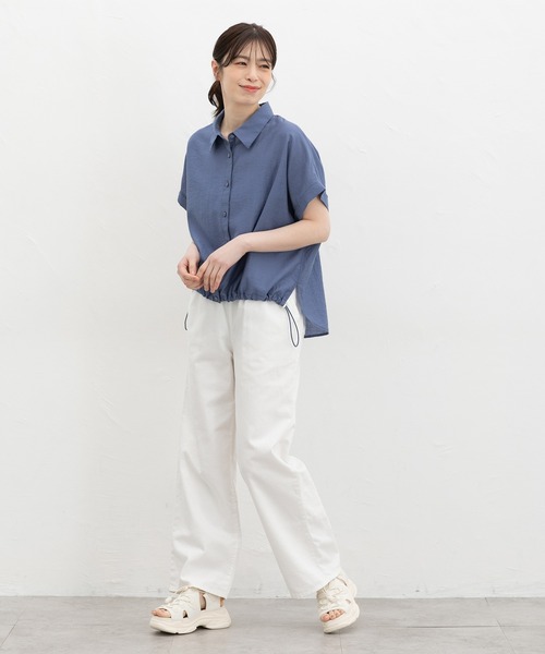 Honeys(ハニーズ)の「【ハニさら・接触冷感】裾ドロストシアーシャツ(シャツ/ブラウス・レディース・スミクロ/ブラウン/グレイッシュベージュ/グレイッシュブルー・L/LL/M)」の8枚目の写真