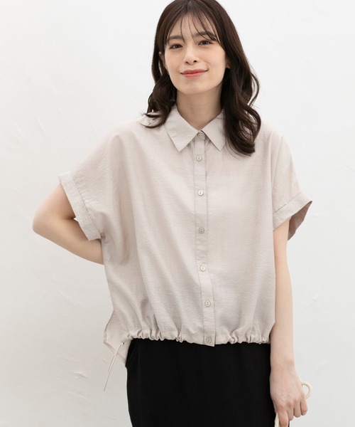 Honeys(ハニーズ)の「【ハニさら・接触冷感】裾ドロストシアーシャツ(シャツ/ブラウス・レディース・スミクロ/ブラウン/グレイッシュベージュ/グレイッシュブルー・L/LL/M)」の16枚目の写真