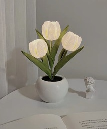 Vini（ヴィニ）の「フラワー ランプ / ライト（照明）」