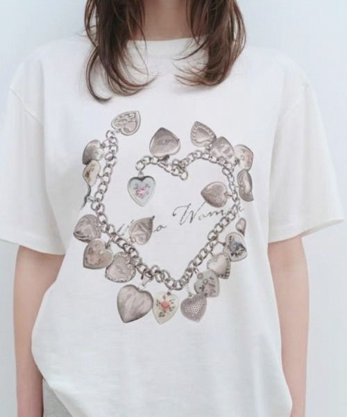Sibra(シブラ)の「韓国風 Y2K ハートチェーン半袖カットソー(Tシャツ/カットソー・レディース・ホワイト/グレー・M)」の6枚目の写真