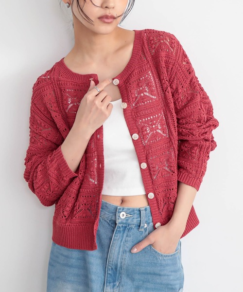 for/c(フォーシー)の「モチーフニット2wayカーディガン【サスティナブル】(カーディガン/ボレロ・レディース・ブラック/オフホワイト/レッド・L/M)」の11枚目の写真