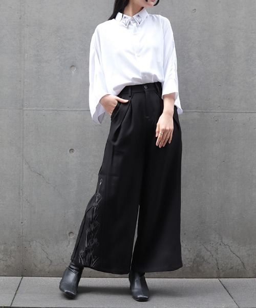 REZEN（リゼン）の「菖蒲刺繍半袖シャツ（シャツ/ブラウス・メンズ・ピンク/ライトグレー/レッドパープル・MEDIUM/LARGE）」の7枚目の写真