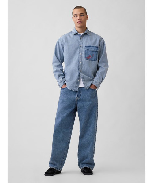 GAP(ギャップ)の「Gap × Sean Wotherspoon リラックスフィット レールロード デニムシャツ(シャツ/ブラウス・メンズ・ブルー・L/XS/XL/M/S)」の9枚目の写真
