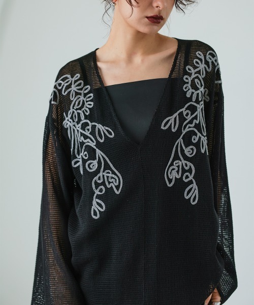 Callarus（カラルス）の「【セットアップ】刺繍デザインメッシュブラウス＋キャミワンピースアンサンブル［Callarus］（ワンピース・レディース・アイボリー系/ブラック系・LL/L/M/S）」の3枚目の写真