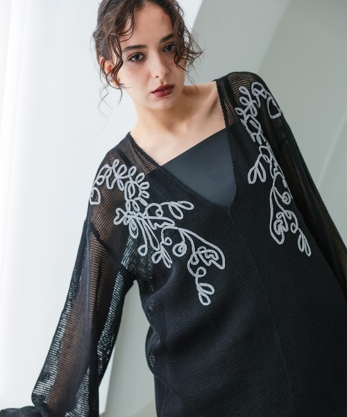 Callarus（カラルス）の「【セットアップ】刺繍デザインメッシュブラウス＋キャミワンピースアンサンブル［Callarus］（ワンピース・レディース・アイボリー系/ブラック系・LL/L/M/S）」の5枚目の写真