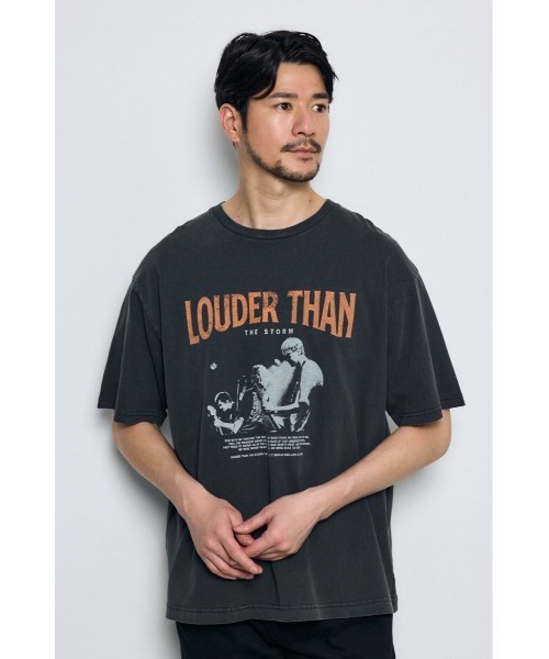 AZUL by moussy(アズールバイマウジー)の「LOUNDER THAN Tシャツ 春服 夏服 秋服 半袖 グラフィック ロゴ(Tシャツ/カットソー・メンズ・ベージュ/ホワイト/ブラック・SMALL/MEDIUM/LARGE)」の13枚目の写真