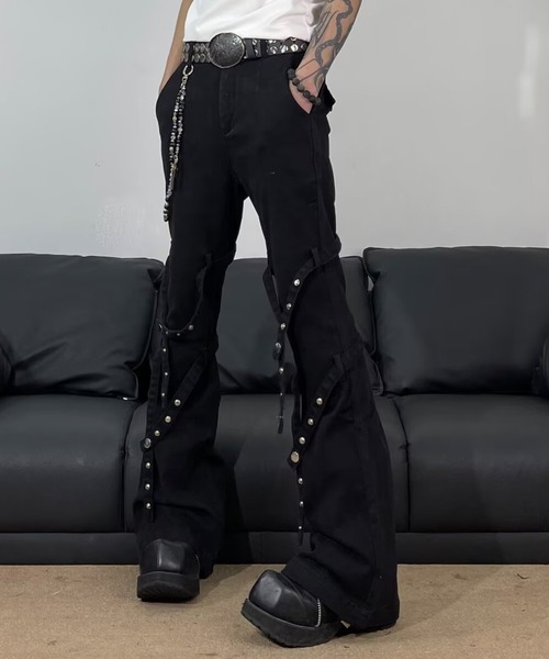 SHIBUYA Zy.(シブヤジー)の「Void edge stud フレアデザインパンツ(その他パンツ・メンズ・ブラック・L/M/S)」の2枚目の写真