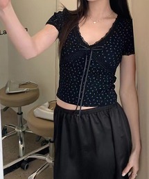 パット付きフラワー柄ショートトップス