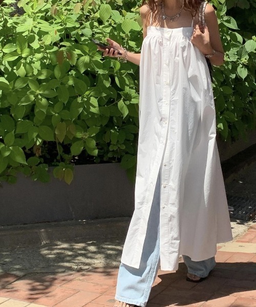 YUGA（ユーガ）の「YUGA_YGMC　　Korean-style  Pleated camisole dress（ワンピース・レディース・ホワイト/ライトグリーン/ブラック/ライトブルー・FREE）」の5枚目の写真