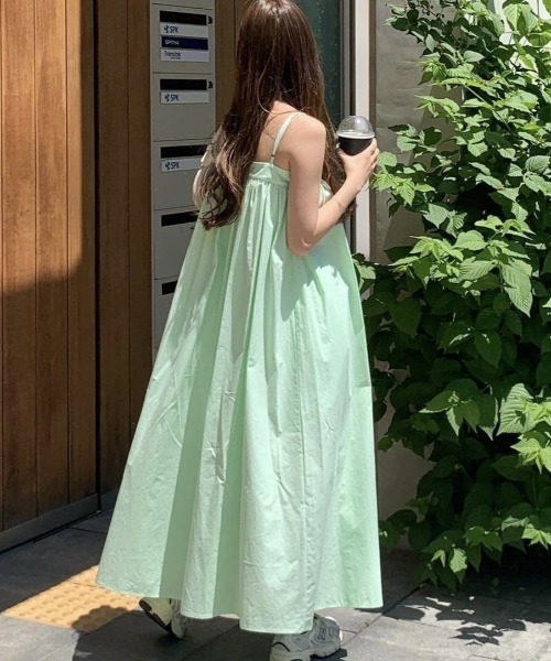 YUGA（ユーガ）の「YUGA_YGMC　　Korean-style  Pleated camisole dress（ワンピース・レディース・ホワイト/ライトグリーン/ブラック/ライトブルー・FREE）」の19枚目の写真