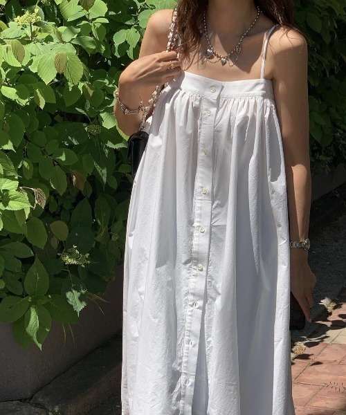 YUGA（ユーガ）の「YUGA_YGMC　　Korean-style  Pleated camisole dress（ワンピース・レディース・ホワイト/ライトグリーン/ブラック/ライトブルー・FREE）」の8枚目の写真