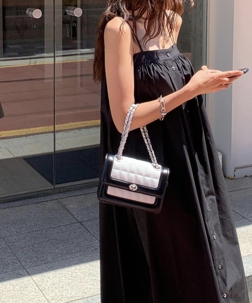 YUGA（ユーガ）の「YUGA_YGMC　　Korean-style  Pleated camisole dress（ワンピース・レディース・ホワイト/ライトグリーン/ブラック/ライトブルー・FREE）」の11枚目の写真