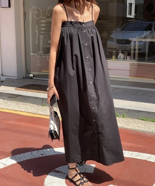 YUGA（ユーガ）の「YUGA_YGMC　　Korean-style  Pleated camisole dress（ワンピース・レディース・ホワイト/ライトグリーン/ブラック/ライトブルー・FREE）」の12枚目の写真