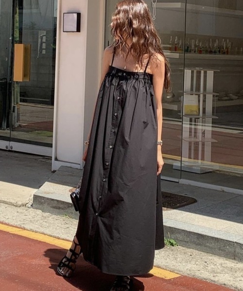 YUGA（ユーガ）の「YUGA_YGMC　　Korean-style  Pleated camisole dress（ワンピース・レディース・ホワイト/ライトグリーン/ブラック/ライトブルー・FREE）」の14枚目の写真