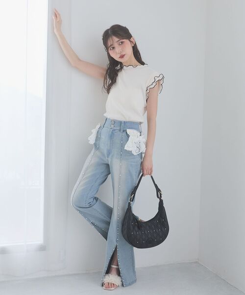 MAJESTIC LEGON(マジェスティックレゴン)の「ノースリフリルメロウリブトップス(Tシャツ/カットソー・レディース・ブルー/アイボリー/グレイッシュベージュ/ブラック・MEDIUM)」の5枚目の写真
