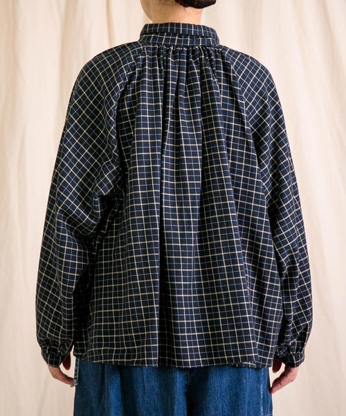 Brocante（ブロカント）の「[Brocante / ブロカント] コーマビエラ グランロンシャツ（シャツ/ブラウス・レディース・ブラウン系その他/ネイビー系・2）」の22枚目の写真