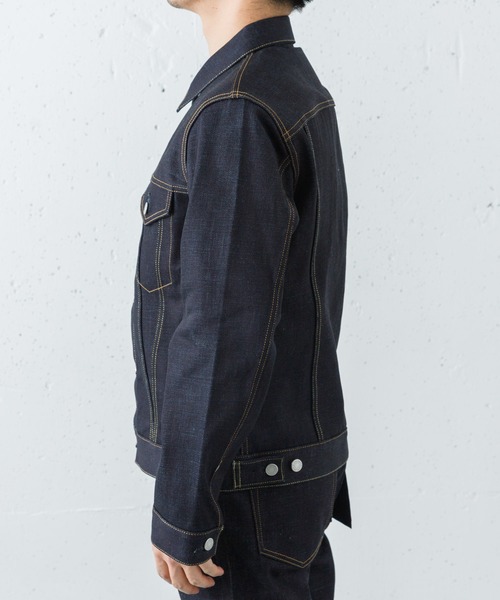 URBAN RESEARCH(アーバンリサーチ)の「MOMOTARO JEANS #003 STANDARD DENIM JACKET(デニムジャケット・メンズ・インディゴブルー・X-SMALL/XX-LARGE/X-LARGE/LARGE/MEDIUM/SMALL)」の3枚目の写真