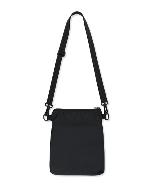 BROWNBREATH(ブラウンブレス)の「TAG SACOSHE BAG - BLACK(メッセンジャーバッグ・レディース・その他・ONE)」の2枚目の写真