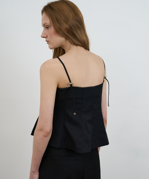 DEHEVE（デヘヴェ）の「Strap Sleeveless Blouse [Black]（シャツ/ブラウス・レディース・ブラック・SMALL/MEDIUM）」の3枚目の写真