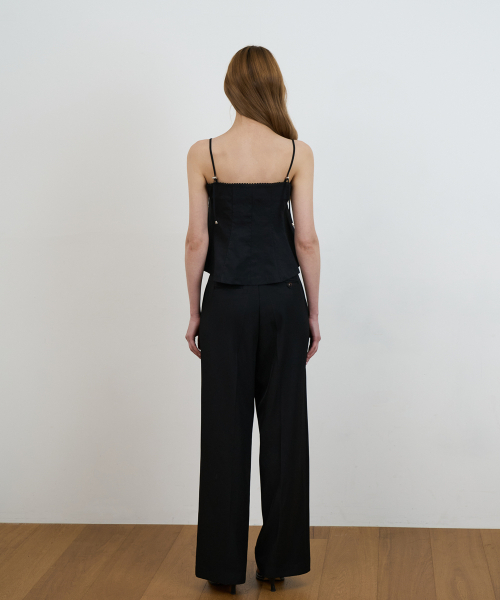 DEHEVE（デヘヴェ）の「Strap Sleeveless Blouse [Black]（シャツ/ブラウス・レディース・ブラック・SMALL/MEDIUM）」の8枚目の写真