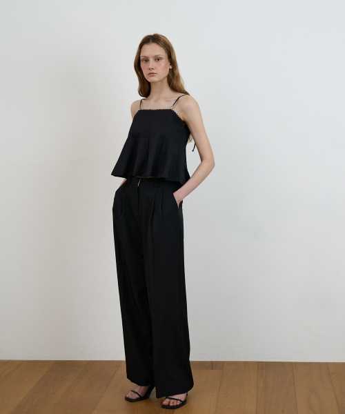 DEHEVE（デヘヴェ）の「Strap Sleeveless Blouse [Black]（シャツ/ブラウス・レディース・ブラック・SMALL/MEDIUM）」の9枚目の写真