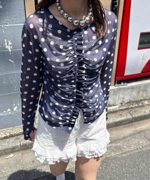 CIAOPANIC(チャオパニック)の「フロントシャーリングドット柄シアーメッシュトップス(シャツ/ブラウス・レディース・ブラウン/ネイビー/イエロー/ブルー系その他・ONE SIZE)」の14枚目の写真