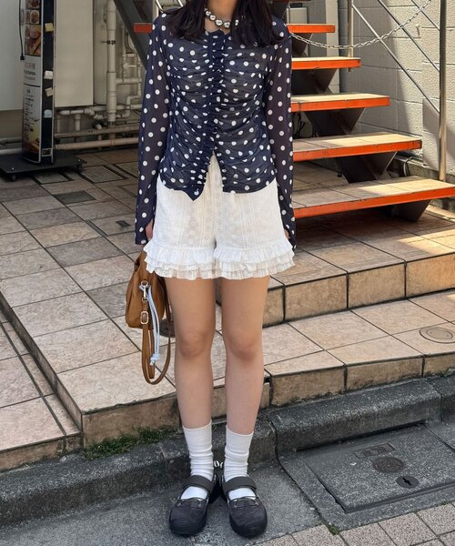 CIAOPANIC(チャオパニック)の「フロントシャーリングドット柄シアーメッシュトップス(シャツ/ブラウス・レディース・ブラウン/ネイビー/イエロー/ブルー系その他・ONE SIZE)」の18枚目の写真