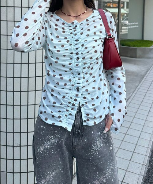 CIAOPANIC(チャオパニック)の「フロントシャーリングドット柄シアーメッシュトップス(シャツ/ブラウス・レディース・ブラウン/ネイビー/イエロー/ブルー系その他・ONE SIZE)」の22枚目の写真