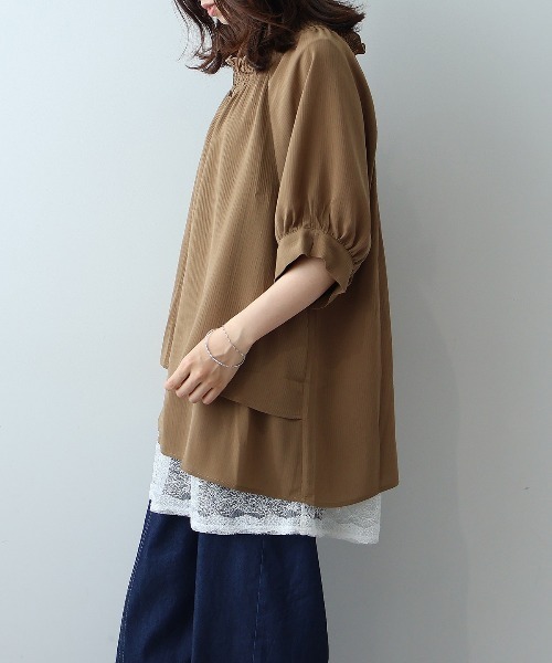 leswel(レスウェル)の「【M~5L】シャーリングギャザーブラウス(シャツ/ブラウス・レディース・ブルー/ブラウン/チャコールグレー・M/3L/LL/L/5L/4L)」の9枚目の写真