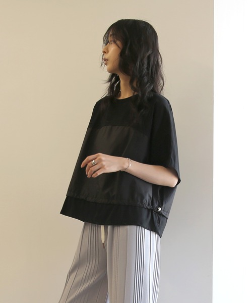 No one knows(ノーワンノーズ)の「ZOZO限定 布帛切替ワイドトップス(Tシャツ/カットソー・レディース・ブラック/ライトブルー・FREE)」の5枚目の写真