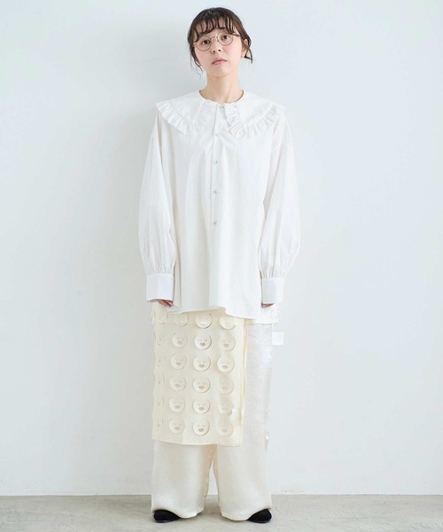 I am I in fact...（アイアムアイインファクト）の「MARTINI BLOUSE（シャツ/ブラウス・レディース・ブラック/ホワイト/サックスブルー・FREE）」の8枚目の写真