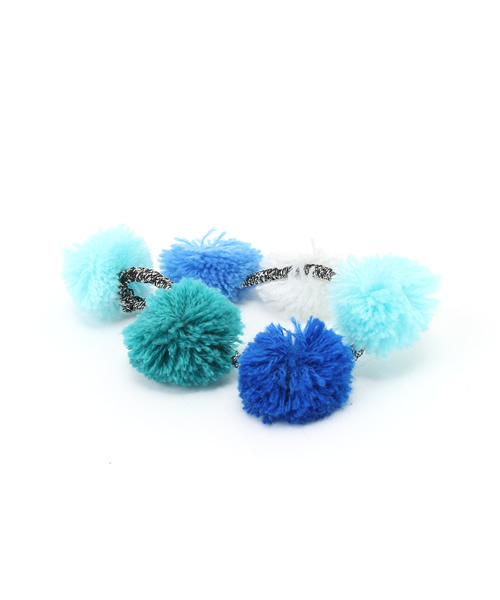 チャイハネ（チャイハネ）の「【チャイハネ】カラフルポンポンヘアゴム（ヘアゴム・レディース・カラフル/マルチ/ブルー・FREE）」の4枚目の写真