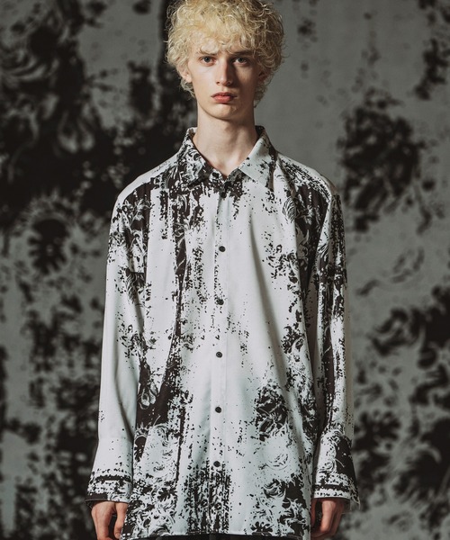 NO ID.（ノーアイディ）の「【NO ID.】Abstracts Print Long Shirt / Abstractsプリントロングシャツ（シャツ/ブラウス・メンズ・ホワイト/ブラック・ONE SIZE）」の3枚目の写真